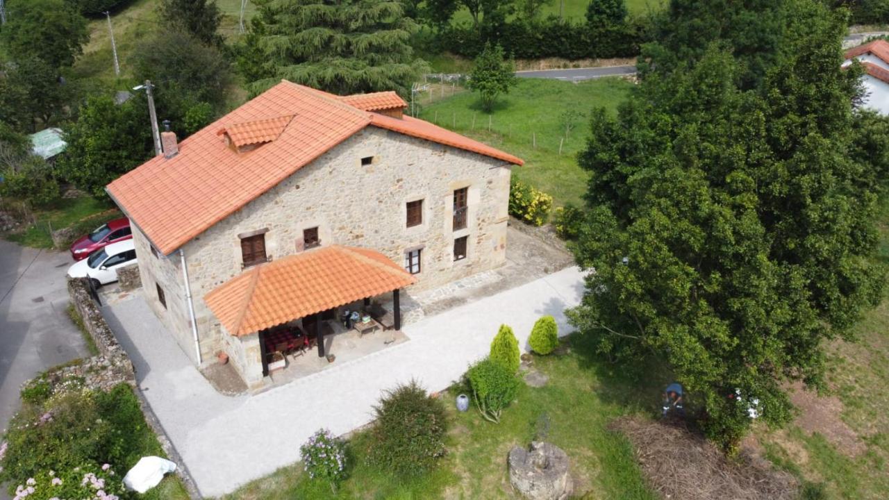 Espectacular Casa Rural En Castaneda Socobio Exterior foto